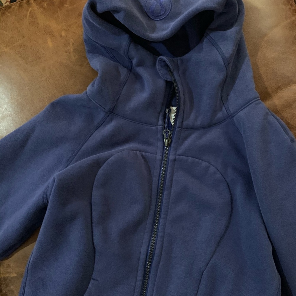 Women’s Lululemon Zip front Hoodie